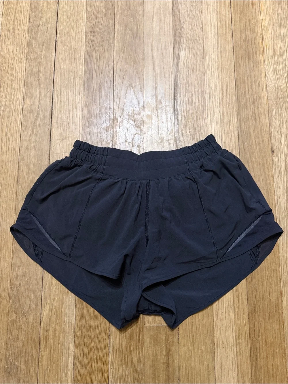 lululemon athletica Black Women's Athletic Shorts - Picture 2 of 2